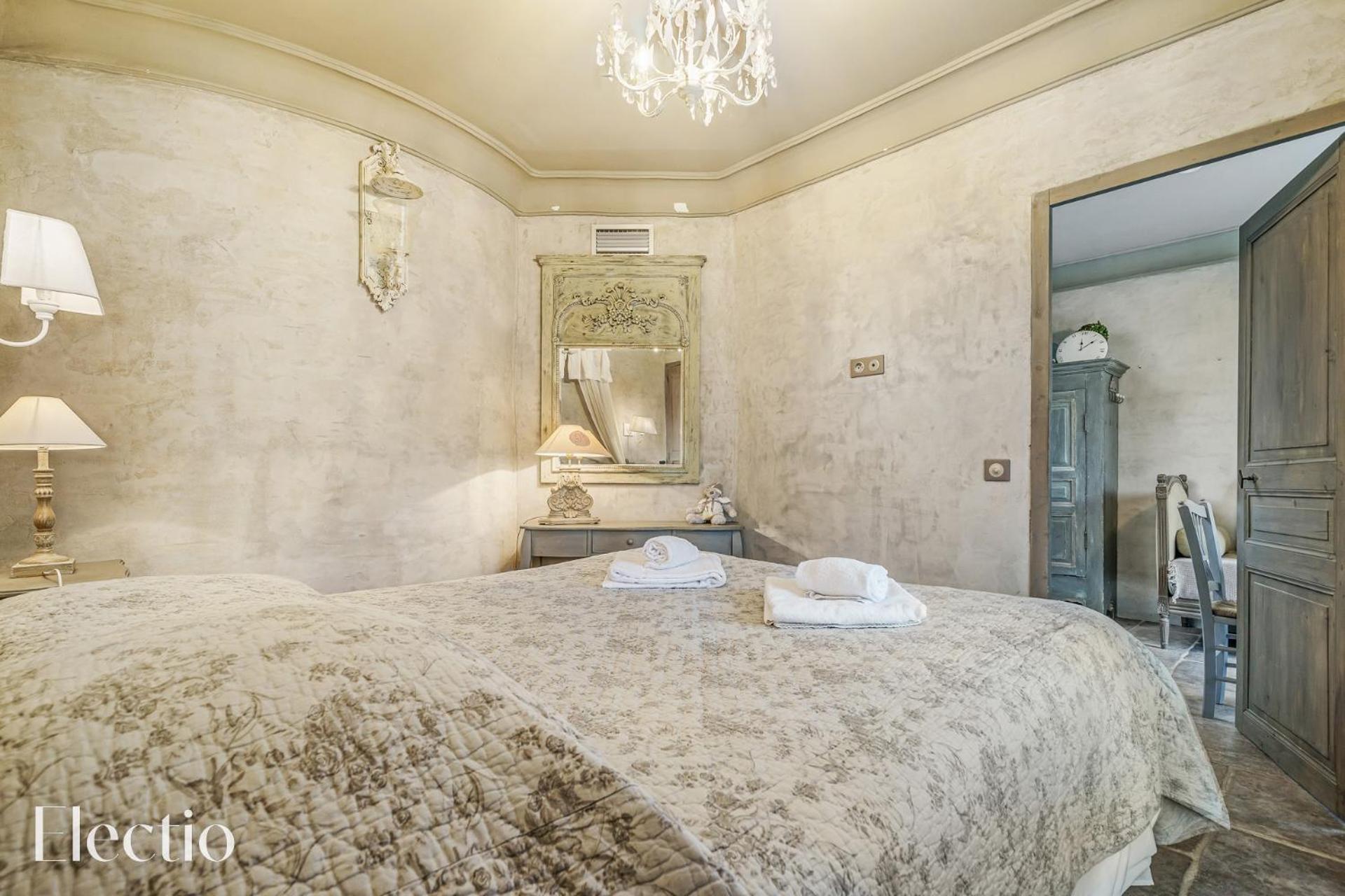 Residence Les Petitons Oppede Room photo