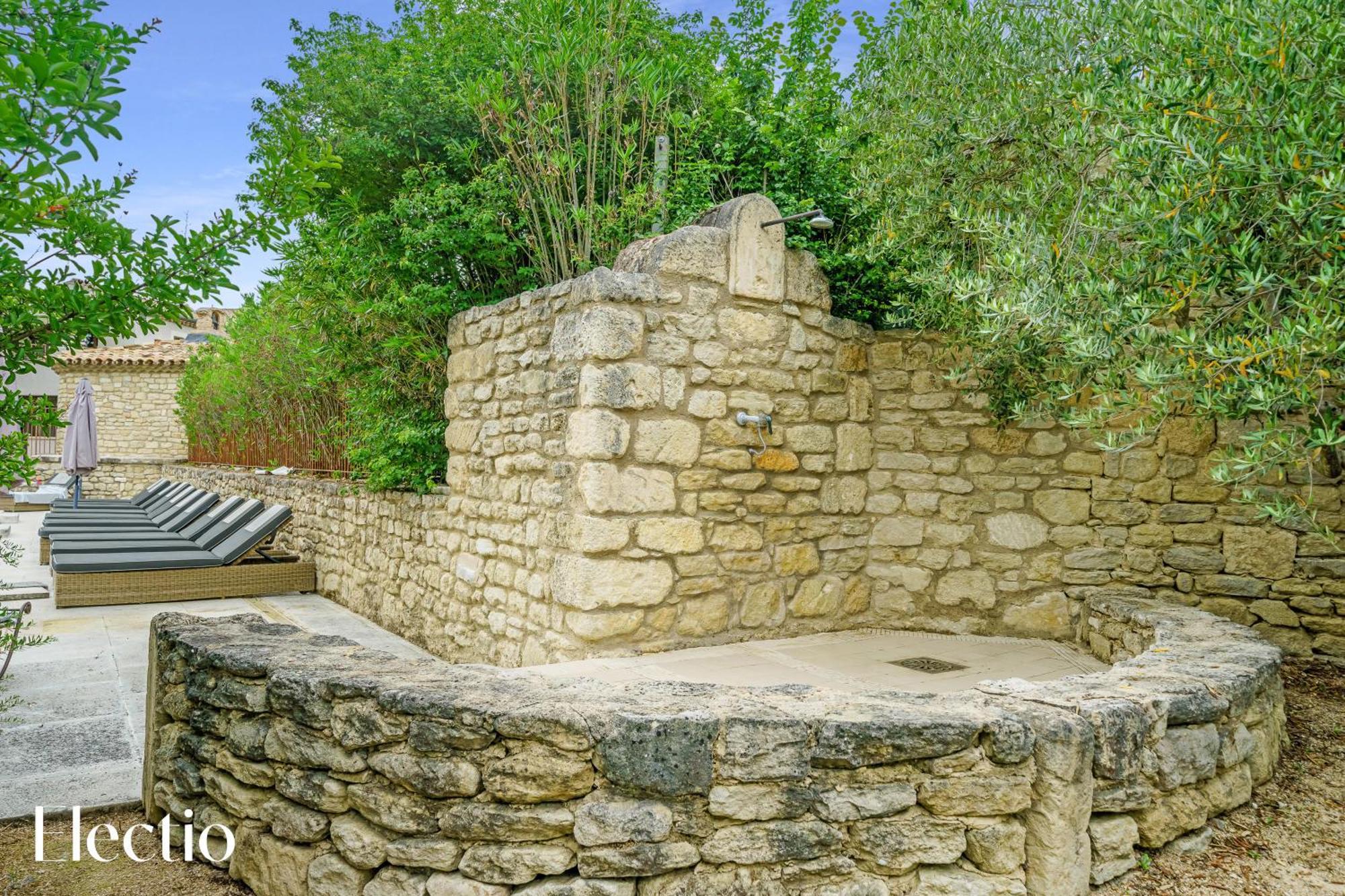 Residence Les Petitons Oppede Exterior photo