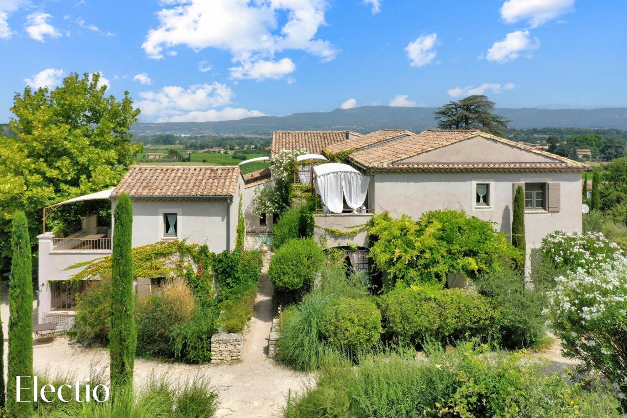Residence Les Petitons Oppede Exterior photo