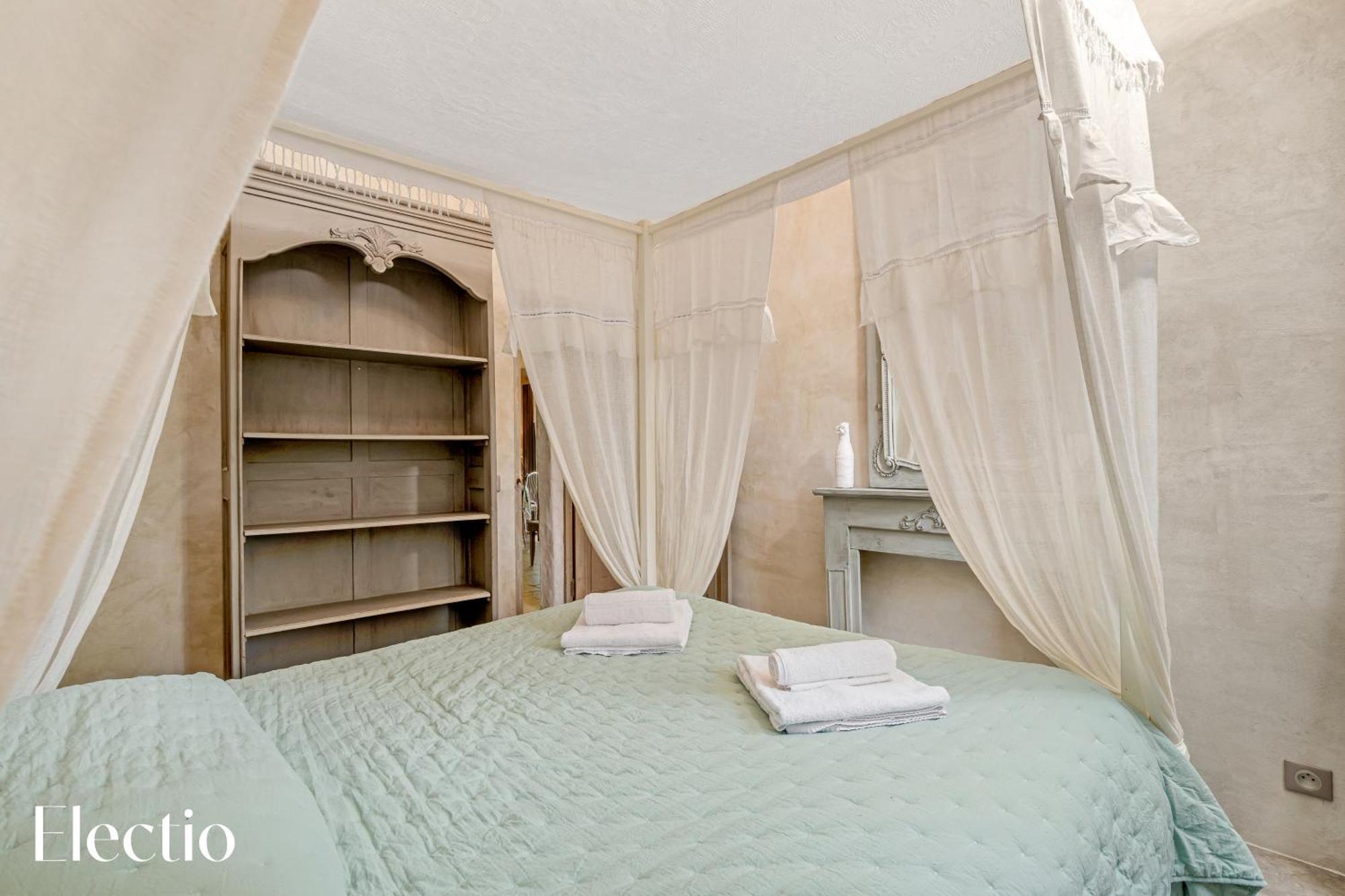 Residence Les Petitons Oppede Room photo